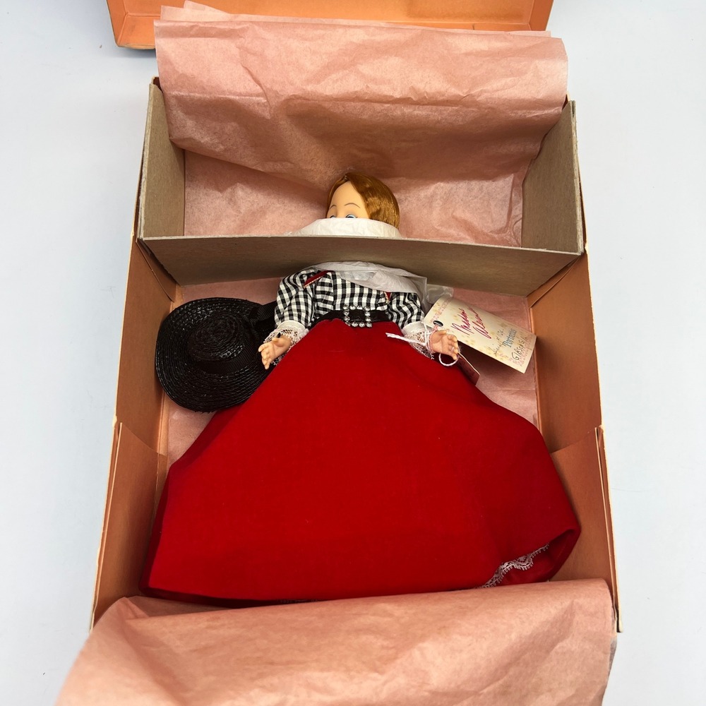 Vtg Madame Alexander Gibson Girl 1124 Portrettes Red Velvet Doll 1985 10"